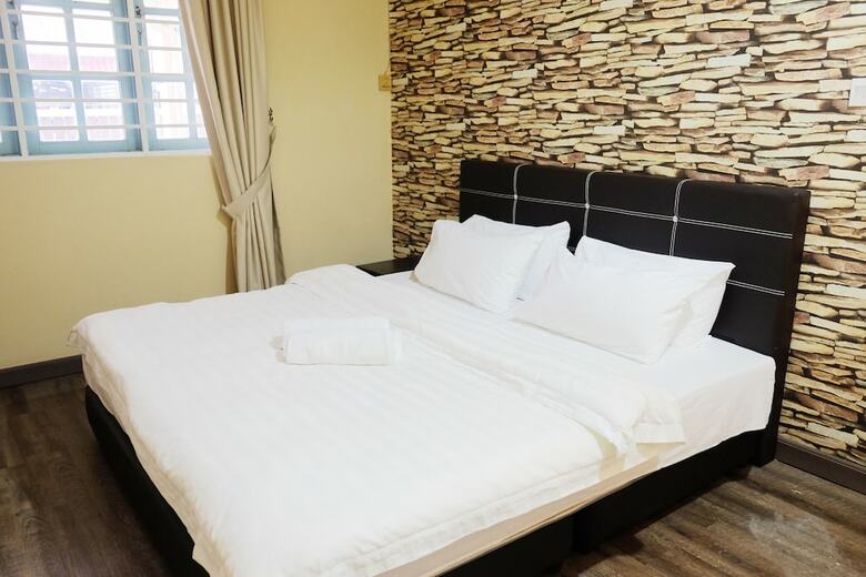 Hotel Natol Homestay - L.a