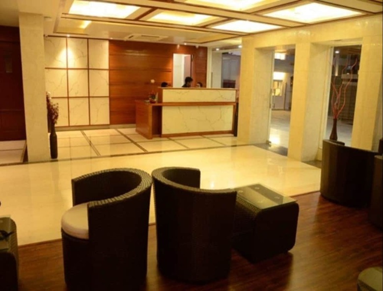 Hotel Clarks Inn Jaipur
