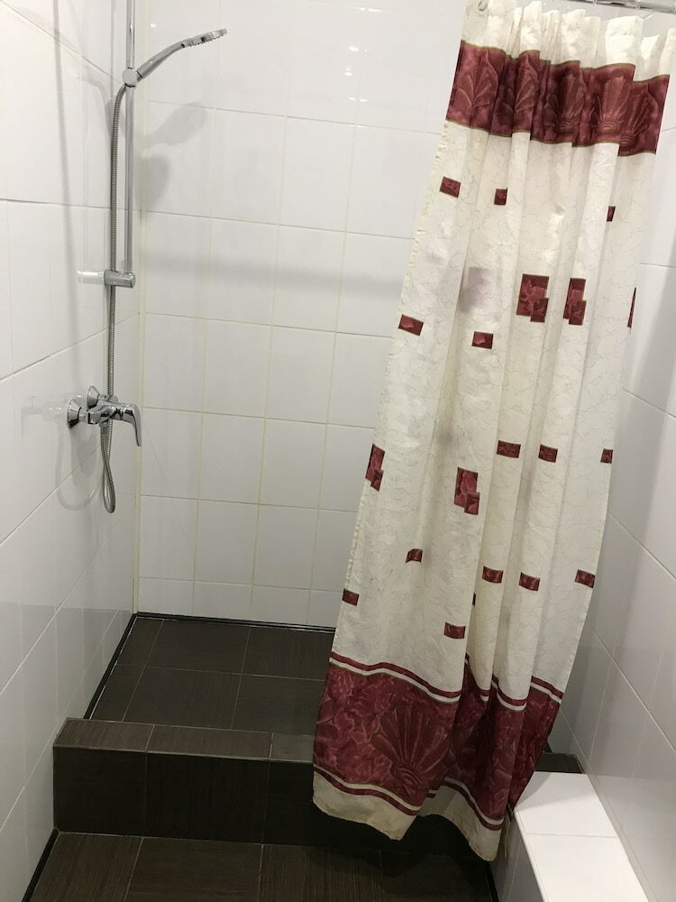 Hotel Plus