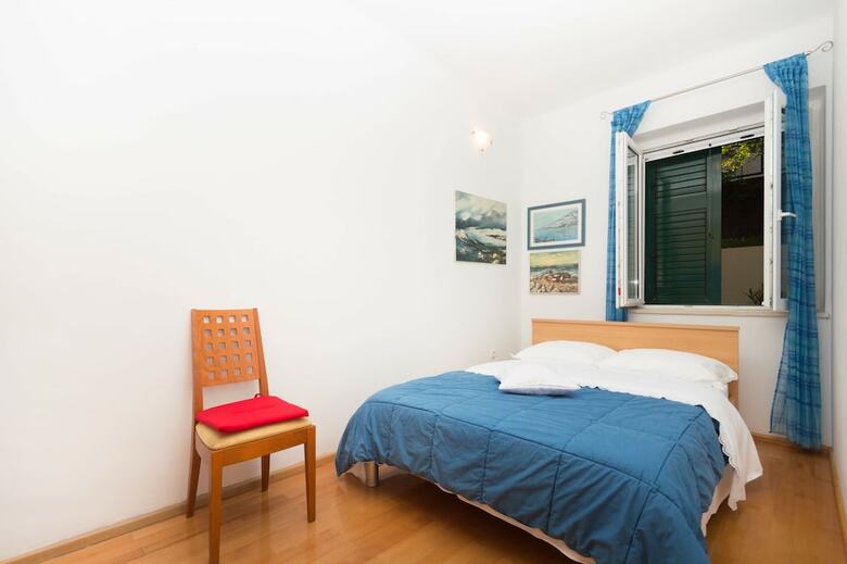 Amazing Apartments Near Center & Beaches