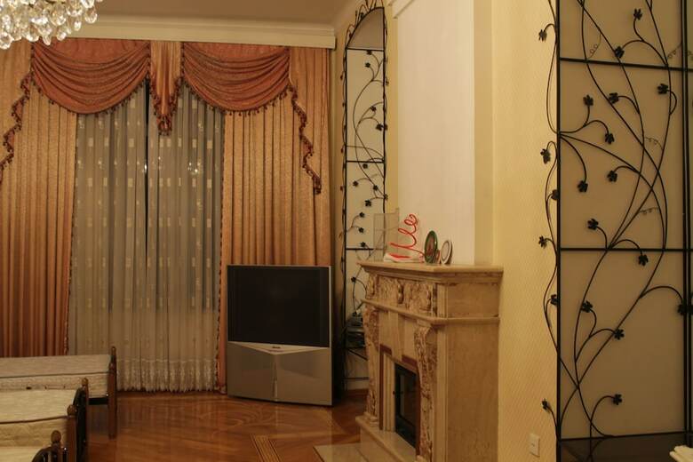 Hostal Sunny City
