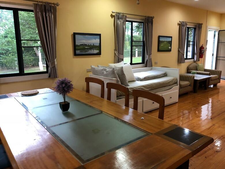 Hotel Villa Pituk Bonanza Khao Yai