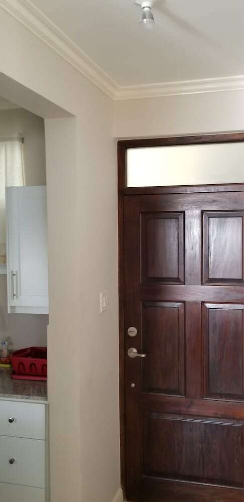 Apartamentos New Kingston Guest Apt At Kingsway