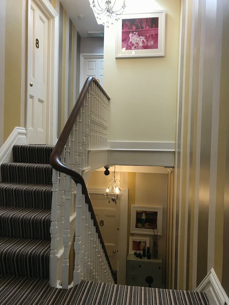 Hotel Regency Rooms
