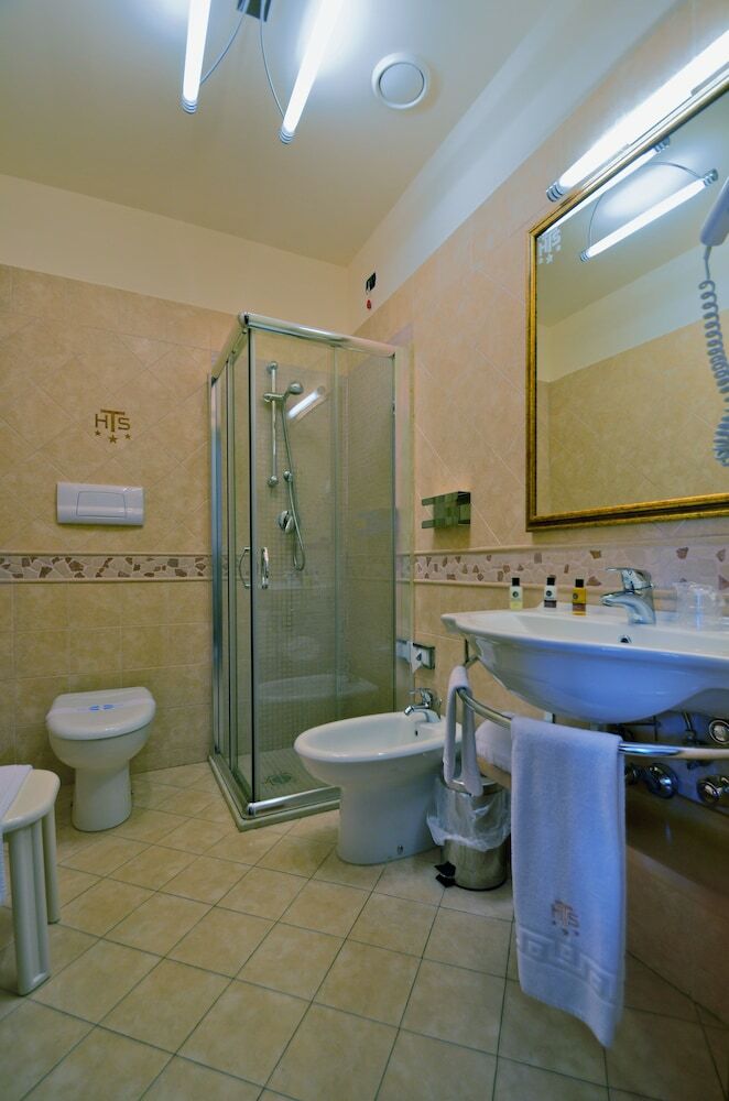 Posada Hotel Tito Serran�