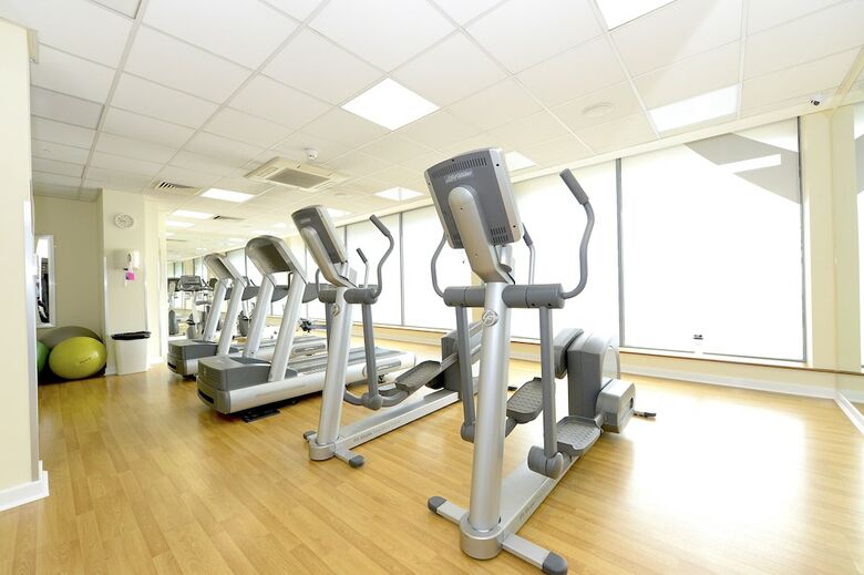 Aparthotel Sfa New Central Woking
