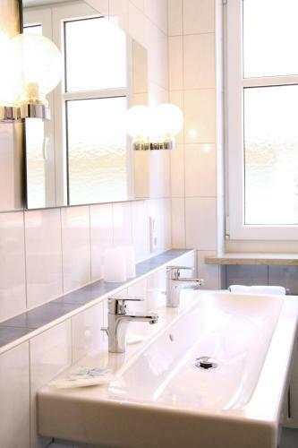 Hostal Goldener Schwan Hotel Garni