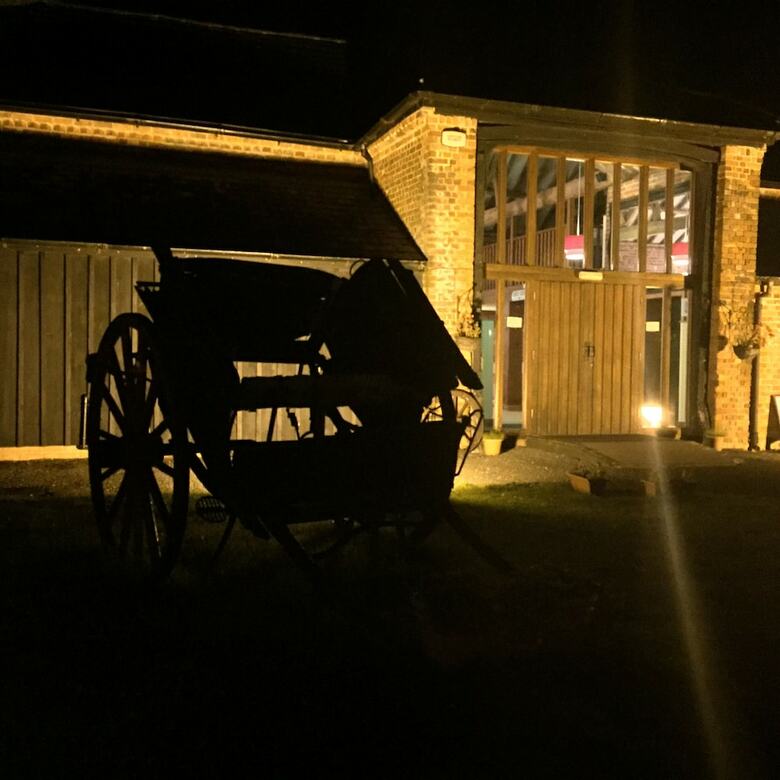 Posada Willow Barn Hotel & Restaurant