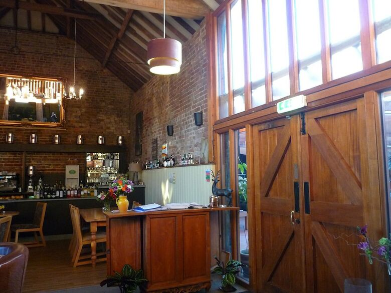Posada Willow Barn Hotel & Restaurant