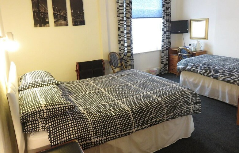Hotel Marine View Guest House