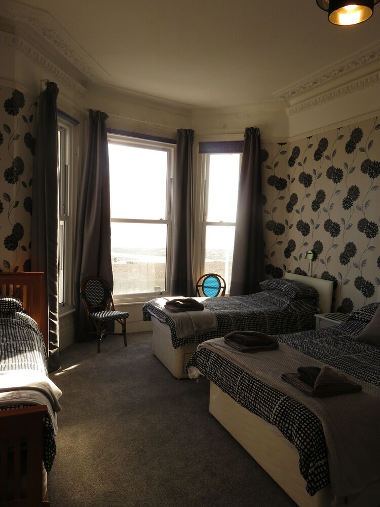 Hotel Marine View Guest House