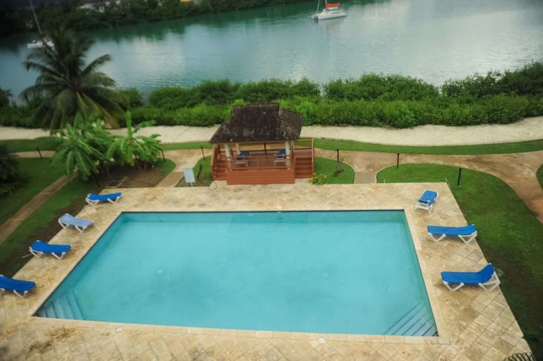 Lagoons Apartments