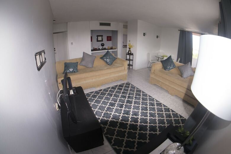 Apartamentos Beach Condo At Turtle Towers