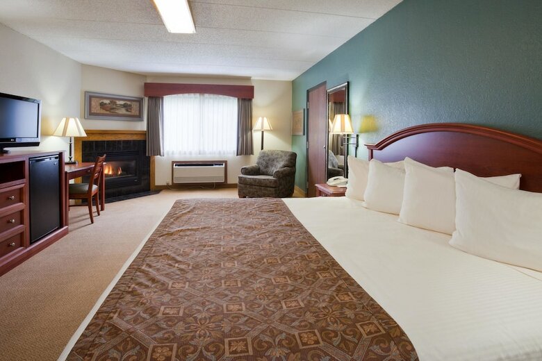 Hotel Americinn By Wyndham St. Peter
