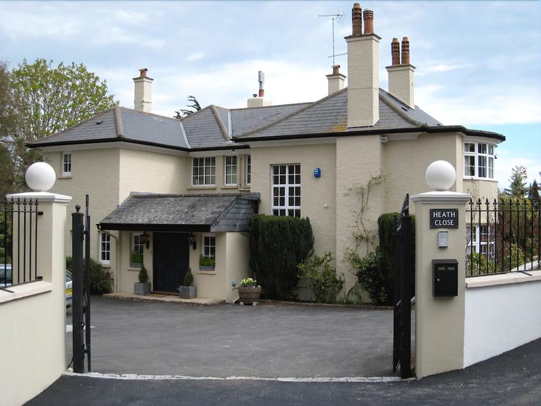 Heath Close B&B