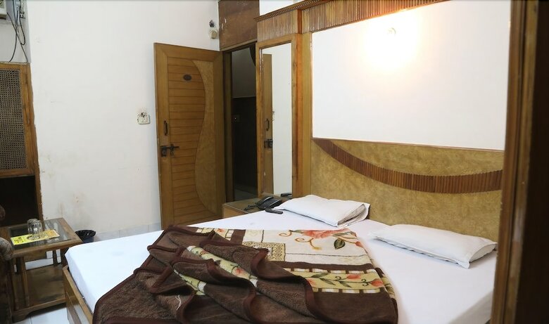 Hotel Delhi Regency