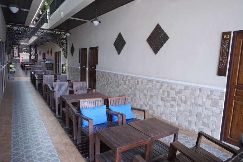 Wongsaisiri Srichiangkhan Hotel