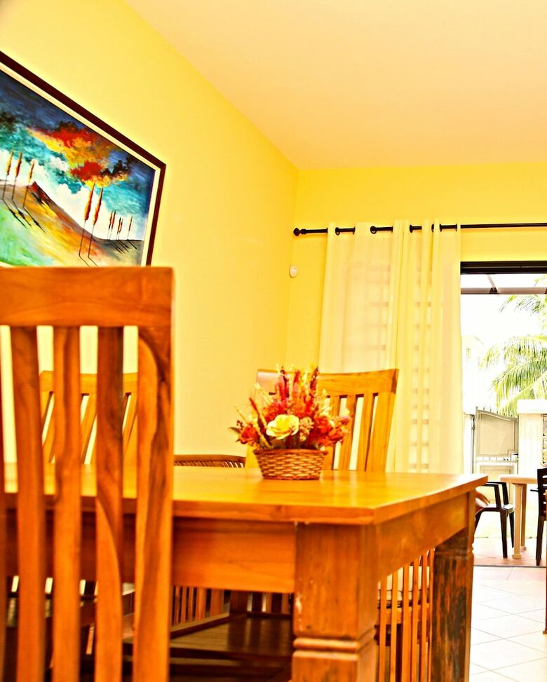 Apartamentos Albatros Residence - Lunch And Dinner
