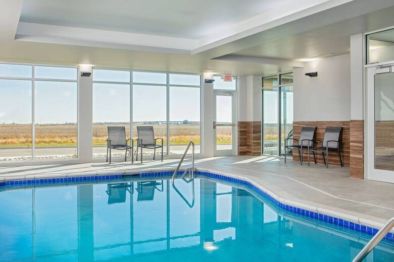 Hotel Fairfield Inn & Suites By Marriott Mcpherson
