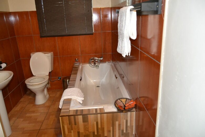 Chobe Sunset Chalets