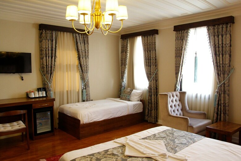 Mezzo Hotel
