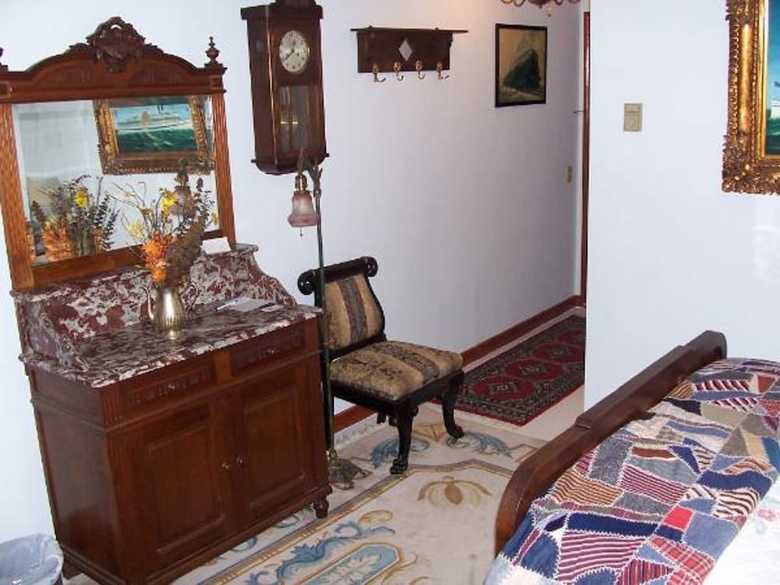 Bed & Breakfast Old Winterport Commercial House