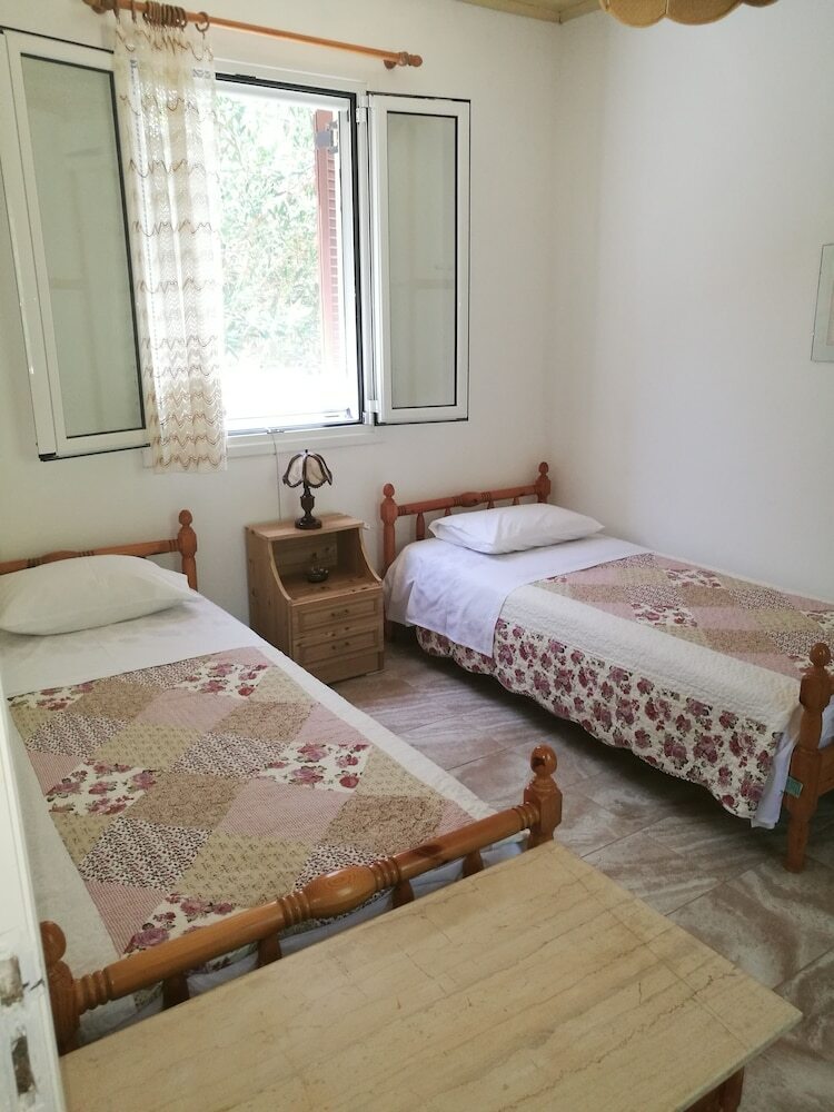 Apartamentos Alekos Beach Houses-amalia