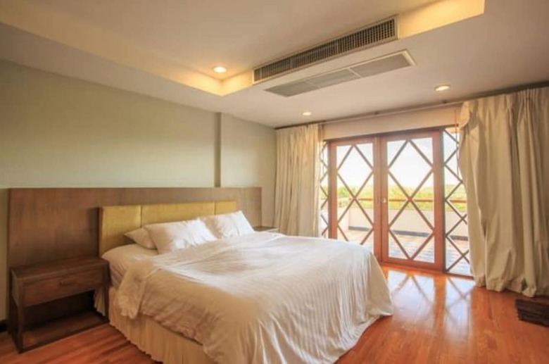 Apartamentos Phuripimarn Penthouse