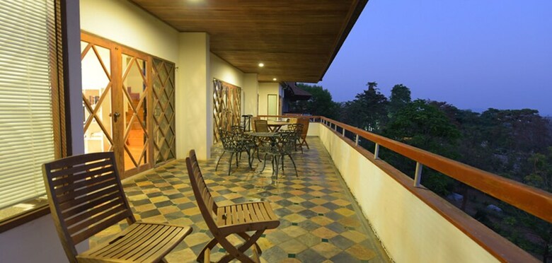 Apartamentos Phuripimarn Penthouse