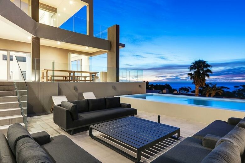 Villa Apostles Views