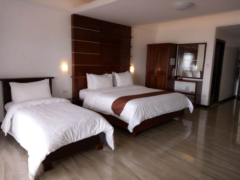 Hotel Manarra Seaview Resort
