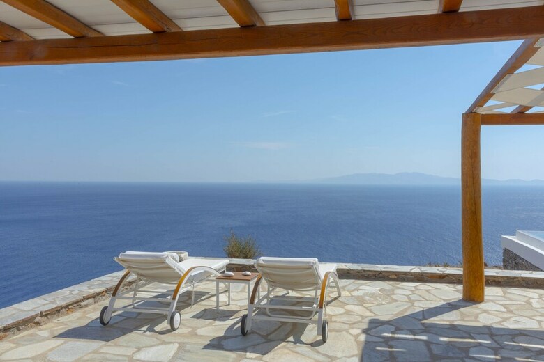Vathi Bleu Private Villas