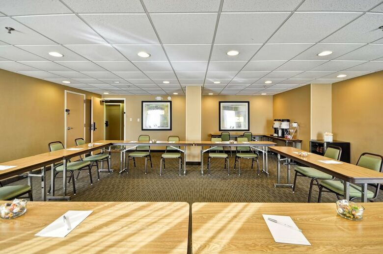 Hotel Hampton Inn Kansas City-airport