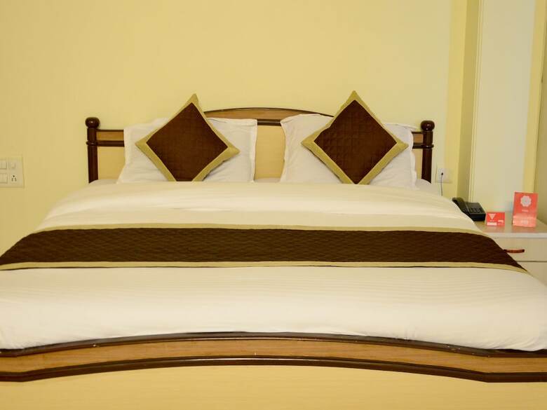 Oyo 7238 Hotel Mansarovar Palace