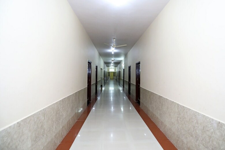 Oyo 10422 Hotel Udai Garh Palace