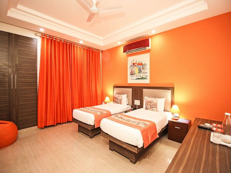 Hotel Oyo Flagship 273 Noida Expressway Sez
