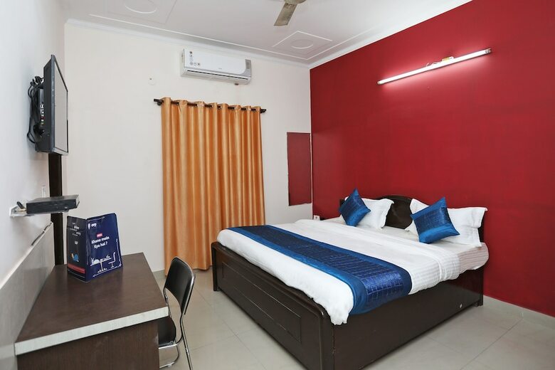 Hotel Oyo 9530 Kunal Residency