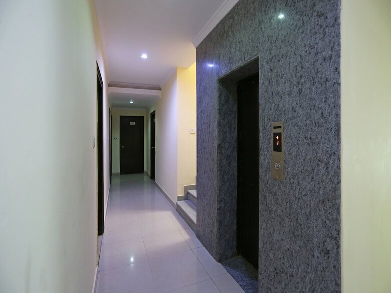 Hotel Oyo Flagship 238 Noida Sector 72