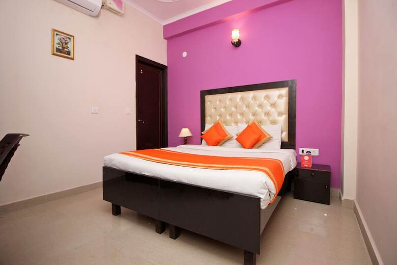 Oyo 9338 Hotel Intown