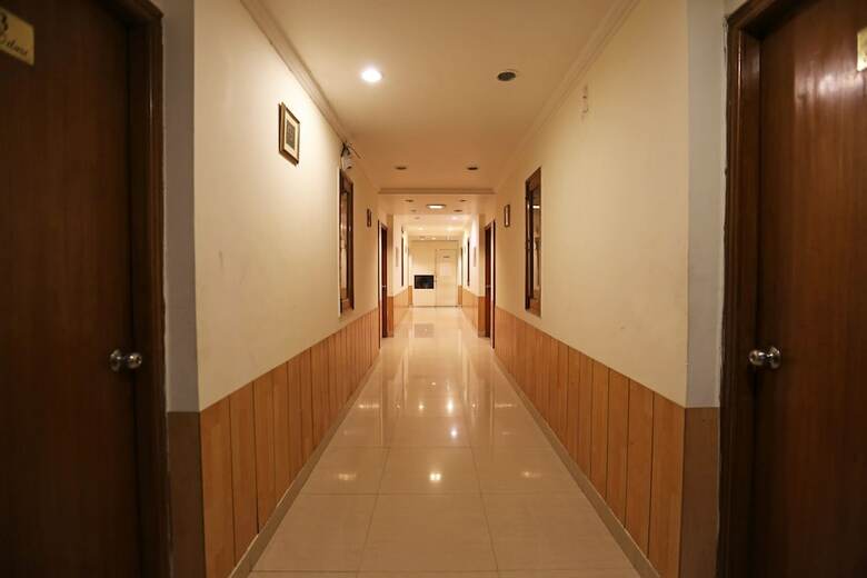Oyo 8876 Hotel Sarthi