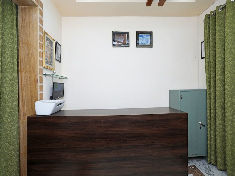 Hotel Oyo 9777 Home Duplex Studio Airport Road