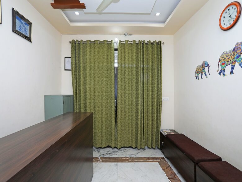 Hotel Oyo 9777 Home Duplex Studio Airport Road