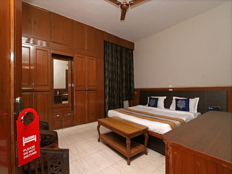 Hotel Oyo 10177 A Gulshan Continental