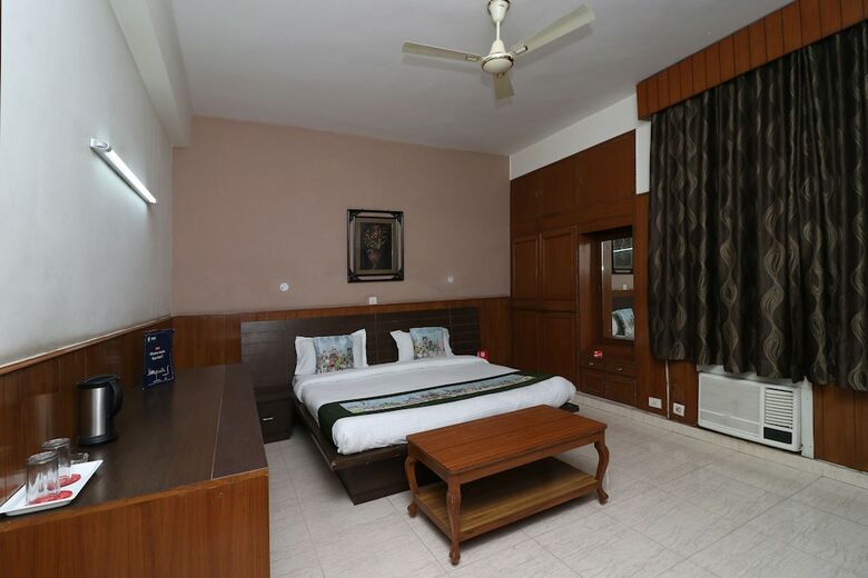 Hotel Oyo 10177 A Gulshan Continental
