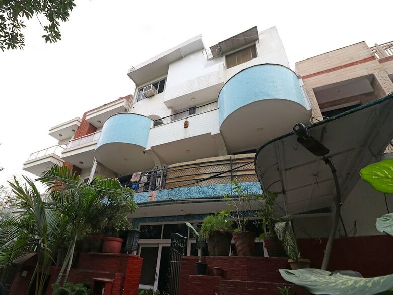 Hotel Oyo 10177 A Gulshan Continental