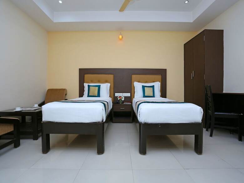 Hotel Oyo Flagship 061 Tirupati Railway Station
