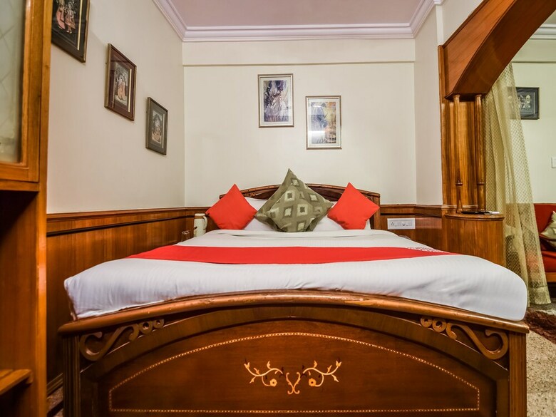 Hotel Oyo 4021 Krishnalila Regency