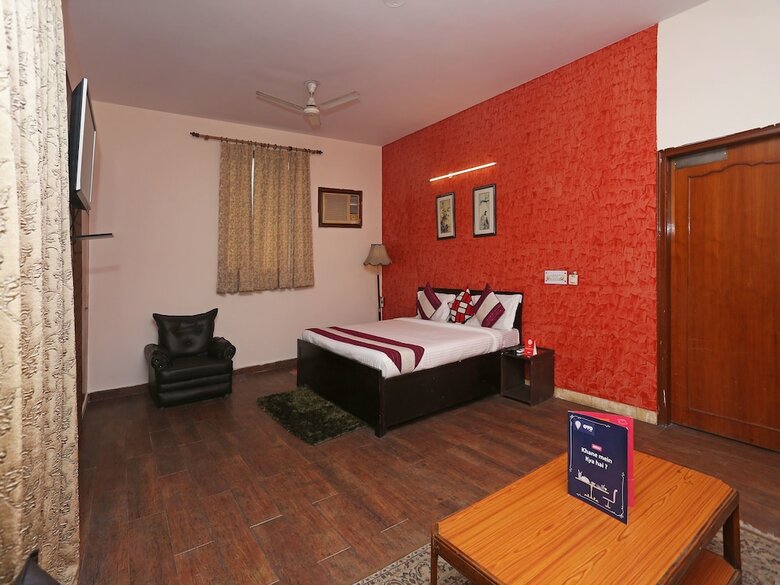 Oyo 11361 Hotel Park Residency