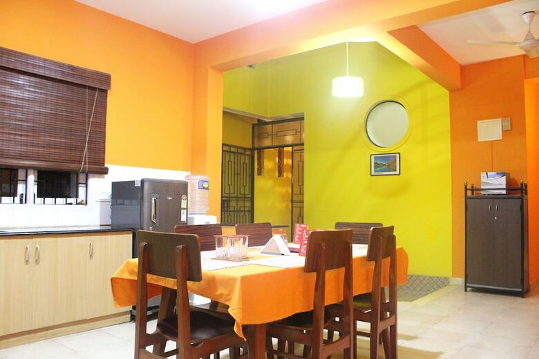Hotel Oyo 4641 The Sangh Gunny