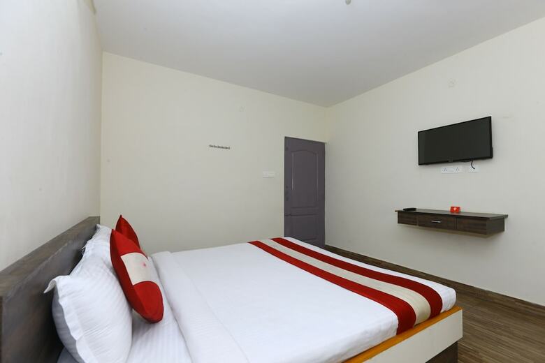 Hotel Oyo 9184 Lumino Skypark